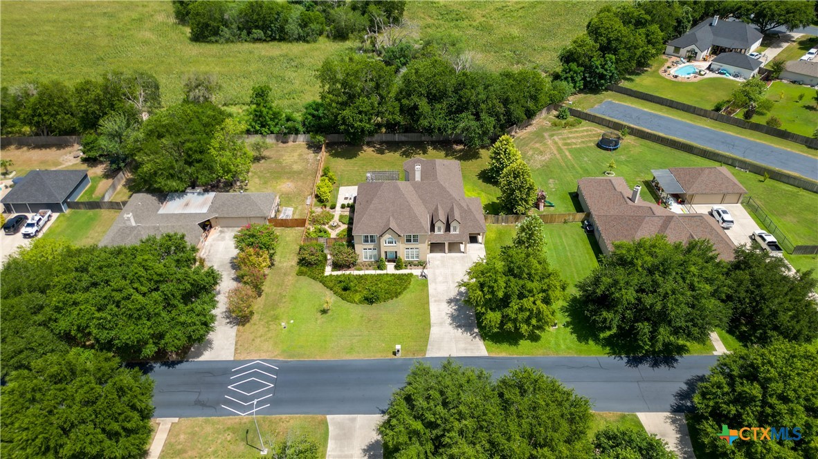 main property photo 37
