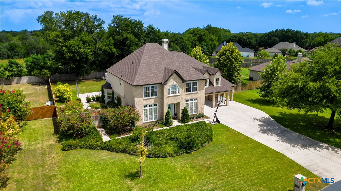 main property photo 5