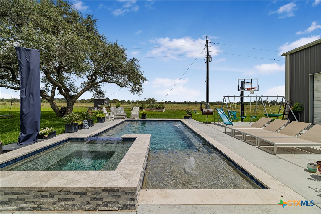 main property photo 36