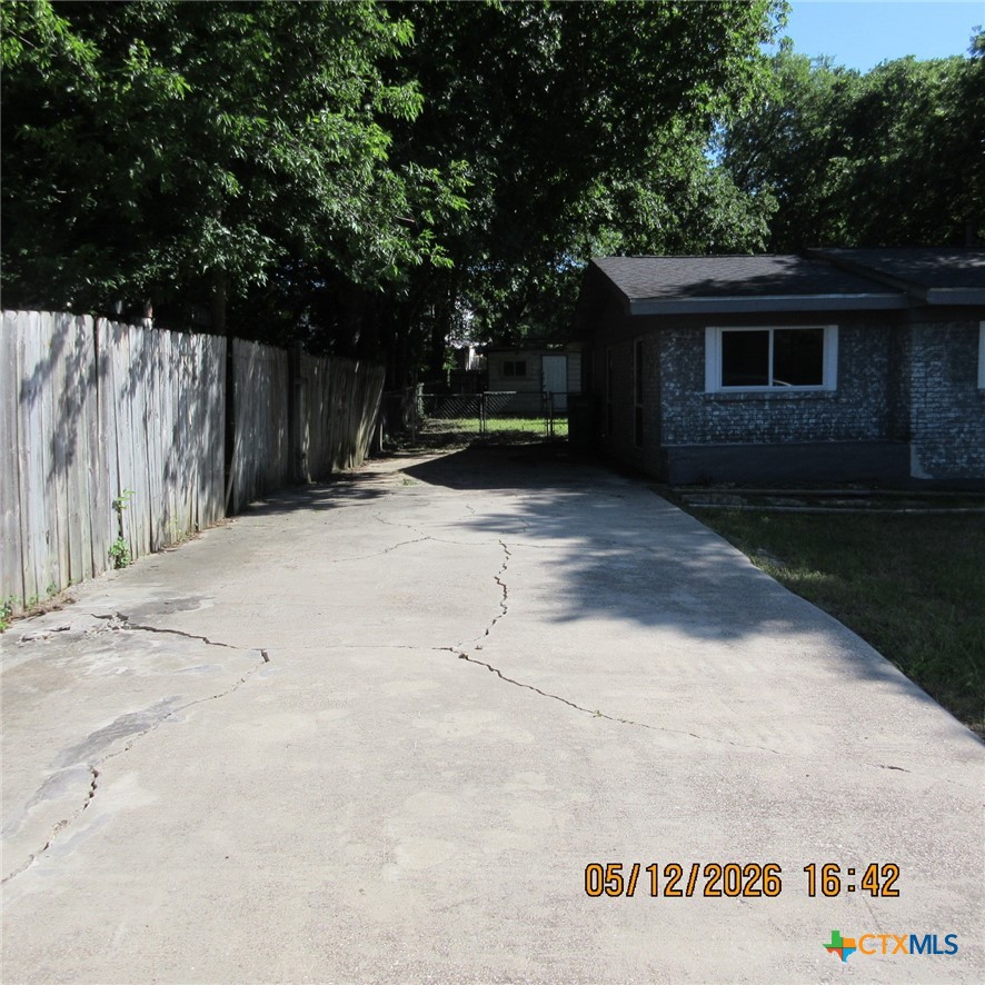 main property photo 26