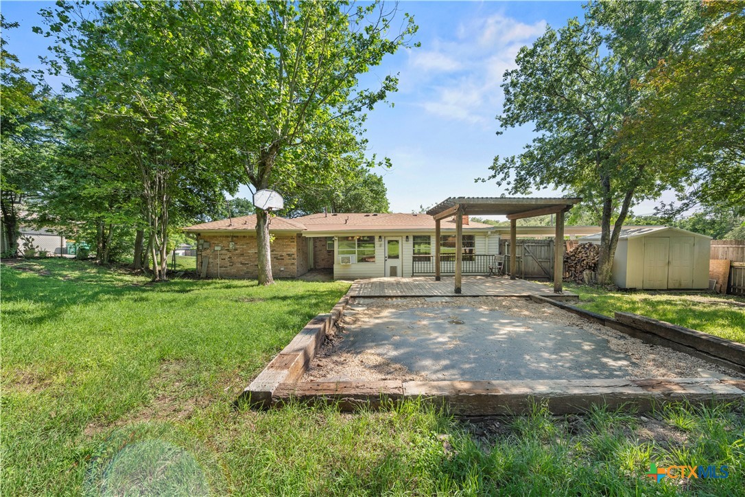 main property photo 35