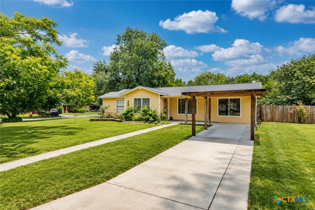 main property photo 32