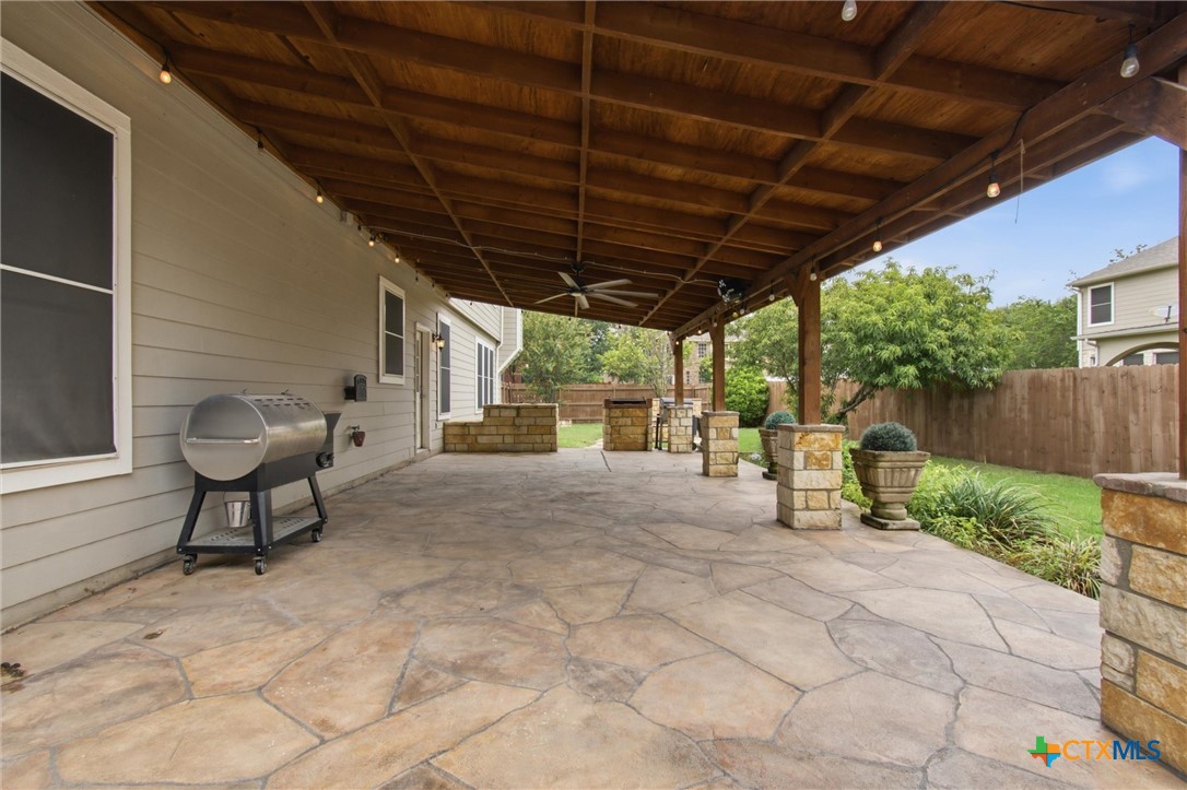 main property photo 40