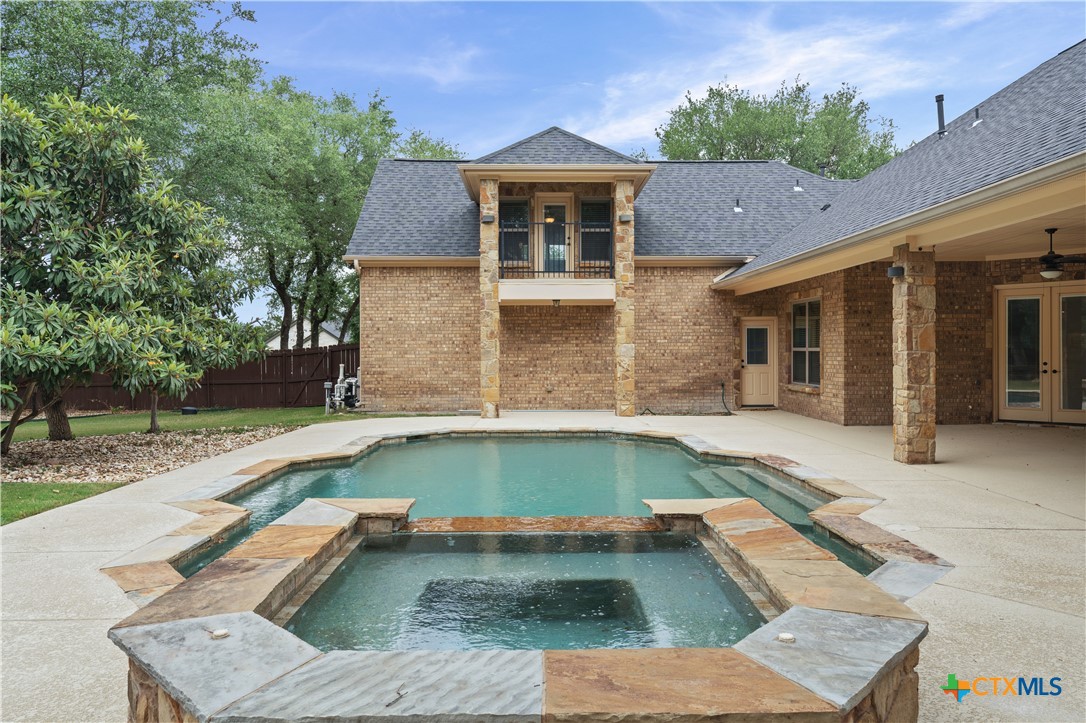 main property photo 37