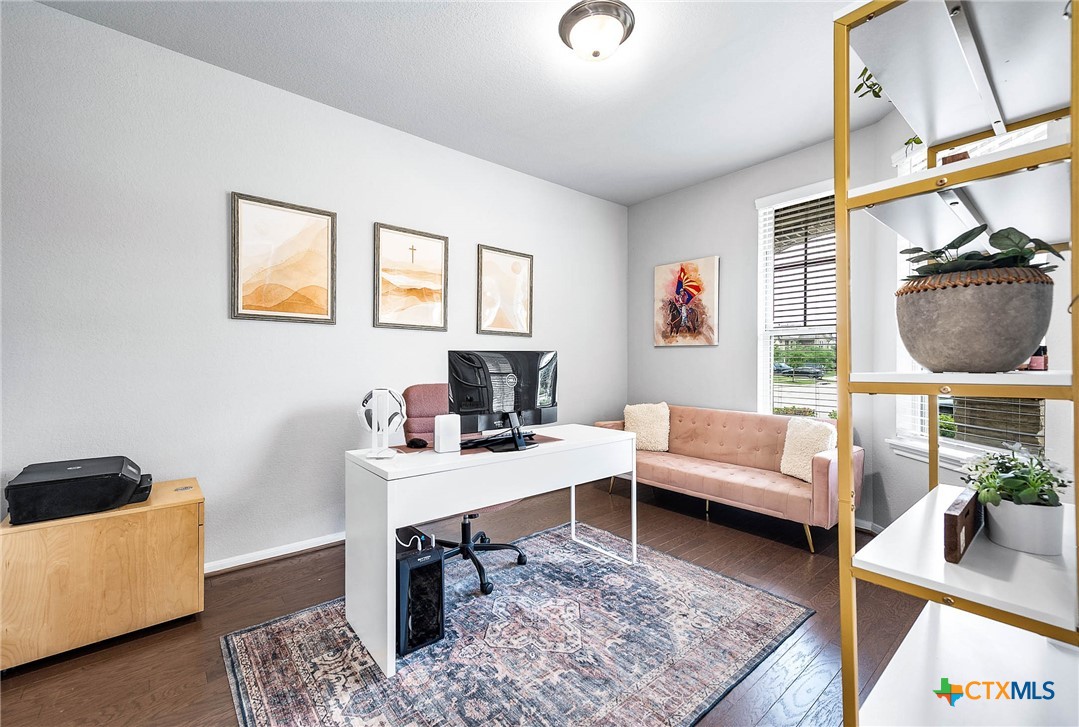 main property photo 4