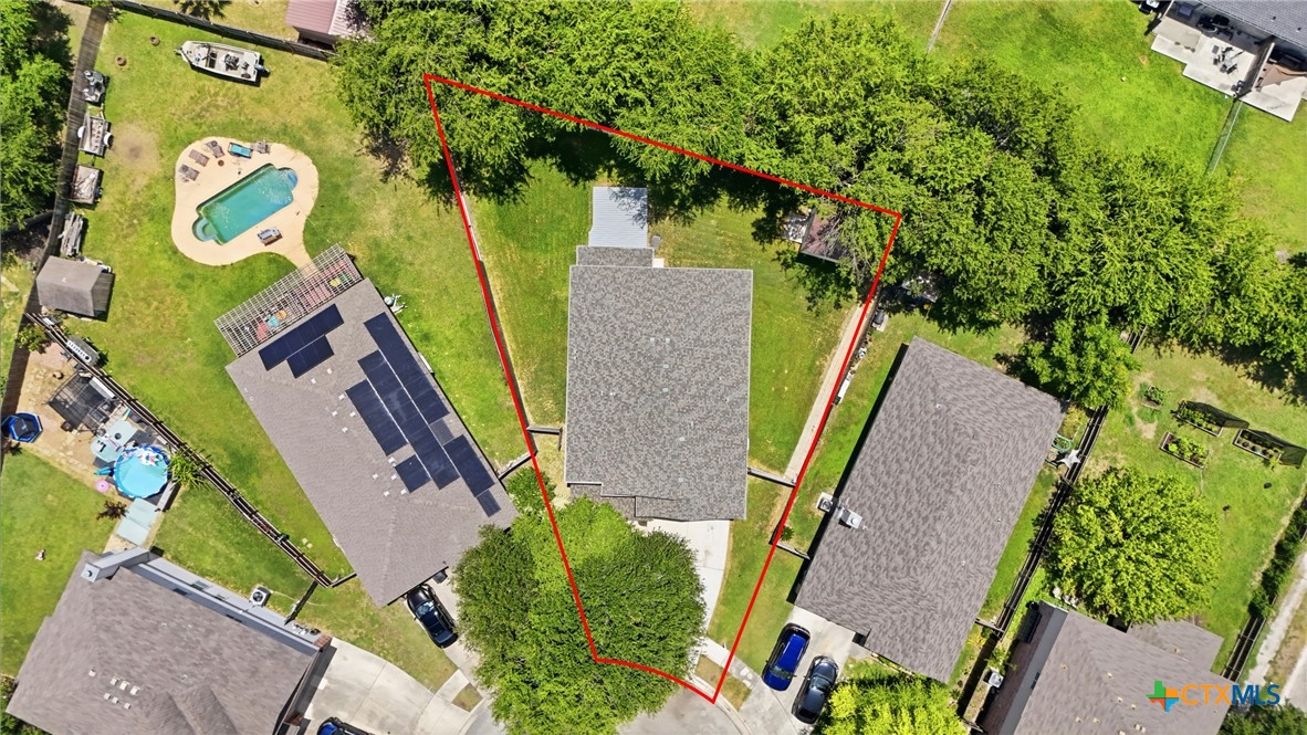 main property photo 30