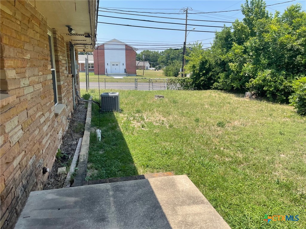 main property photo 23