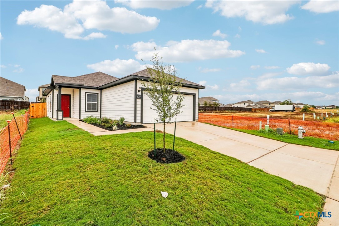 main property photo 5