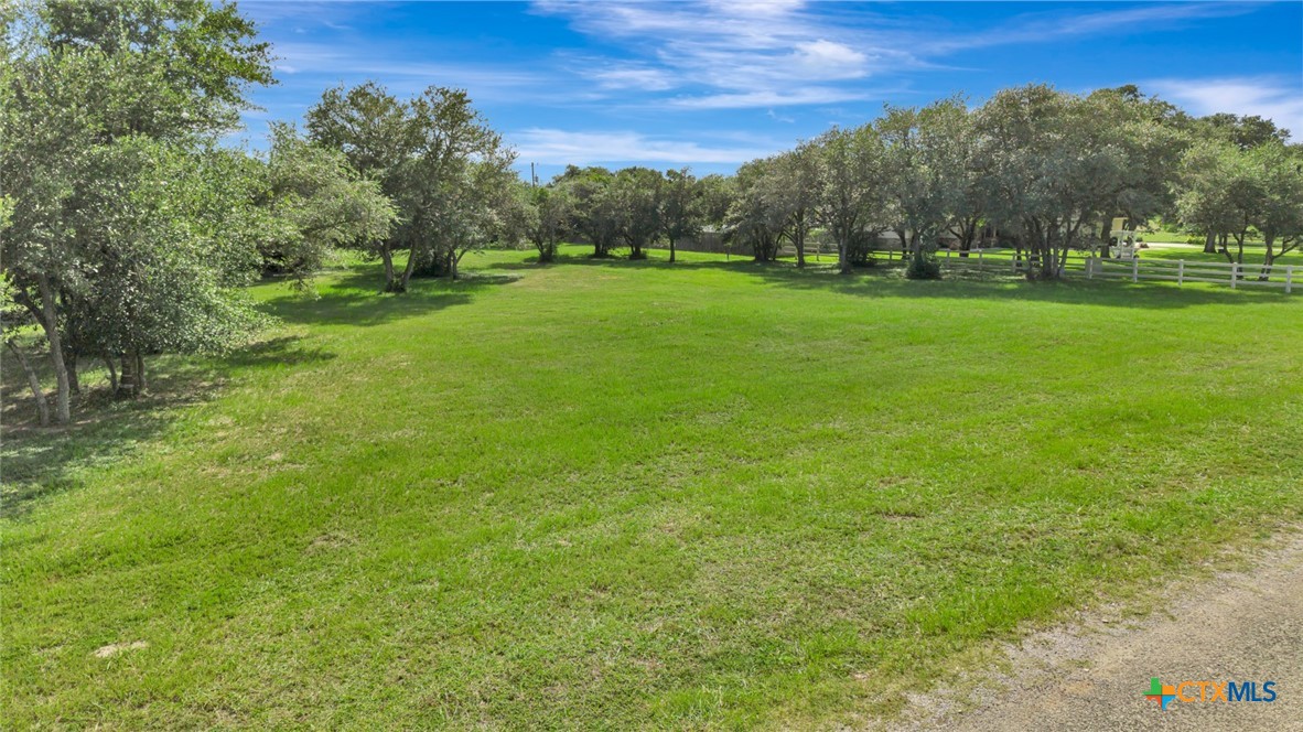 main property photo 10
