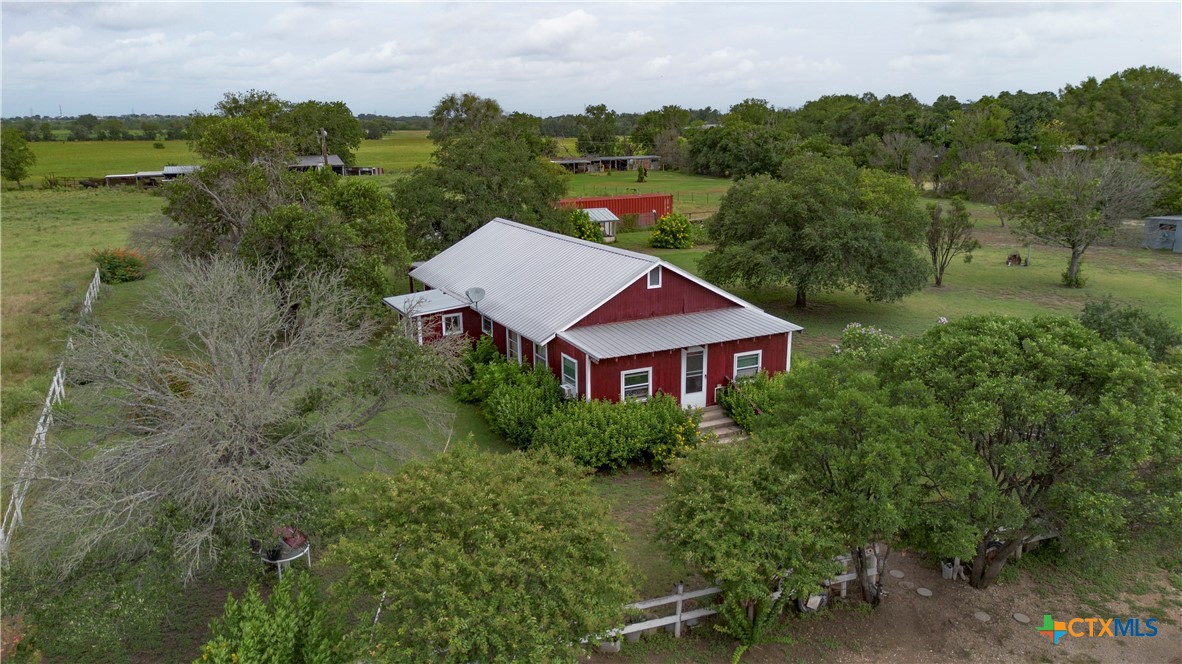main property photo 17