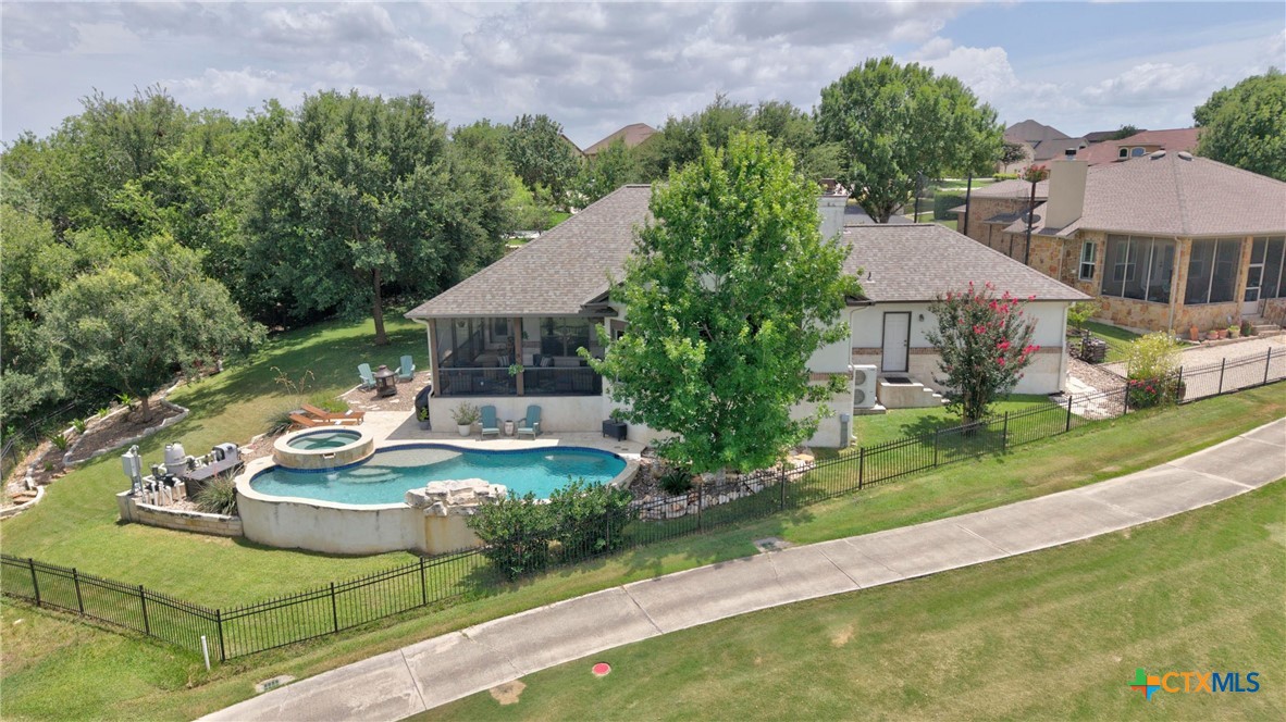 main property photo 0