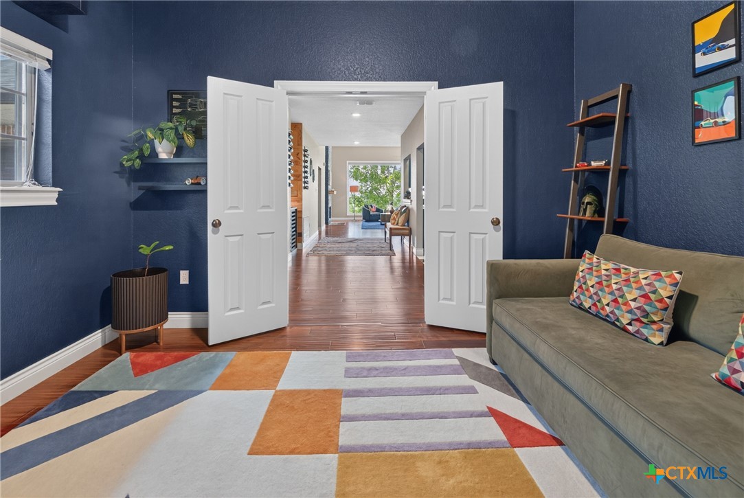 main property photo 19