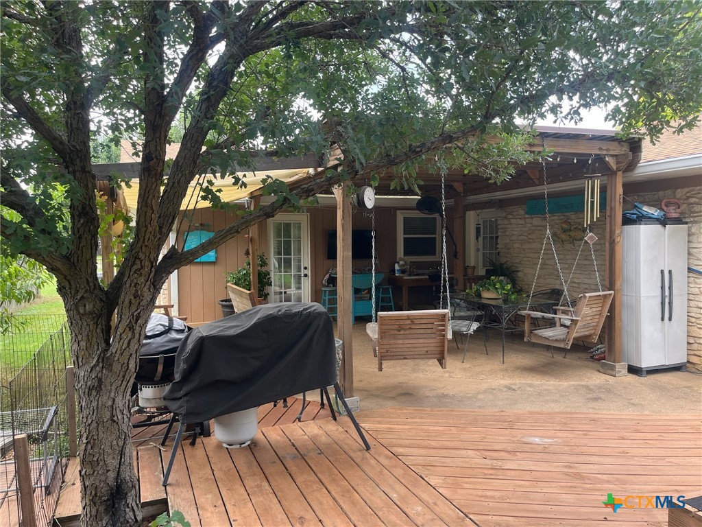 main property photo 35