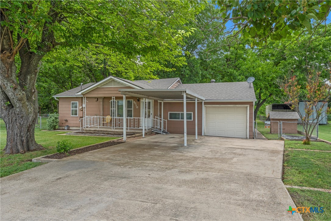 main property photo 6