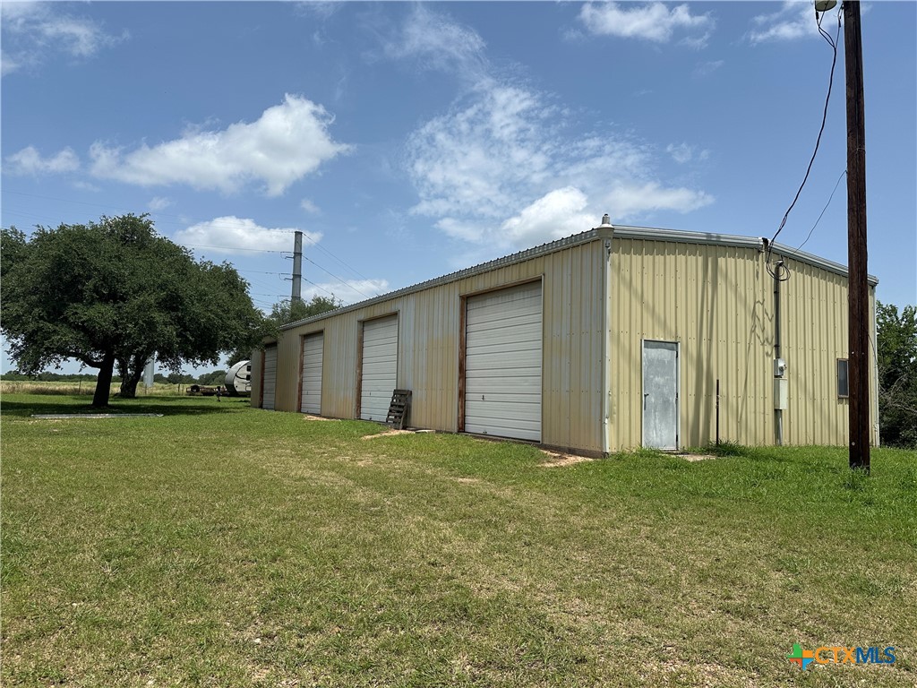 main property photo 14