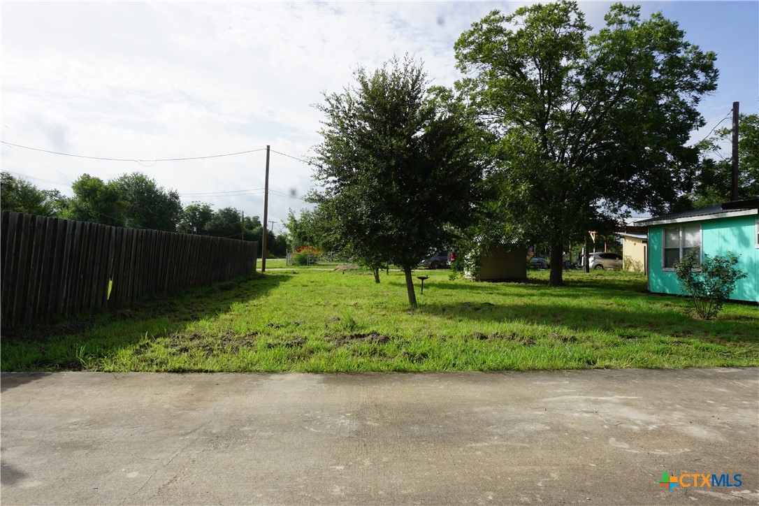 main property photo 6