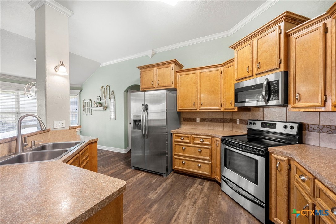 main property photo 7