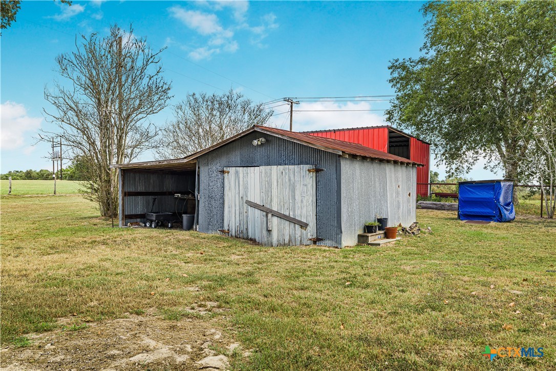 main property photo 17