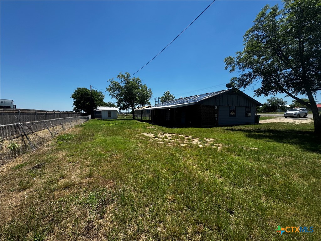 main property photo 40