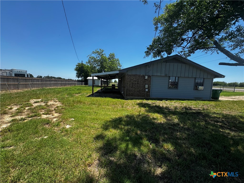 main property photo 41