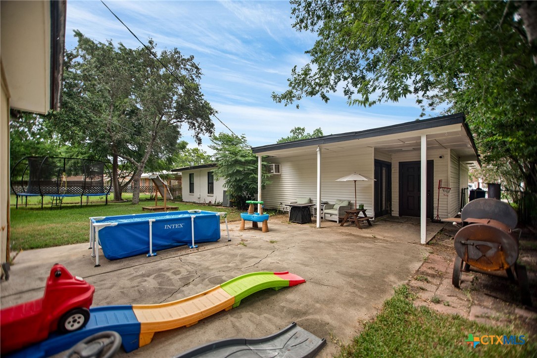 main property photo 33