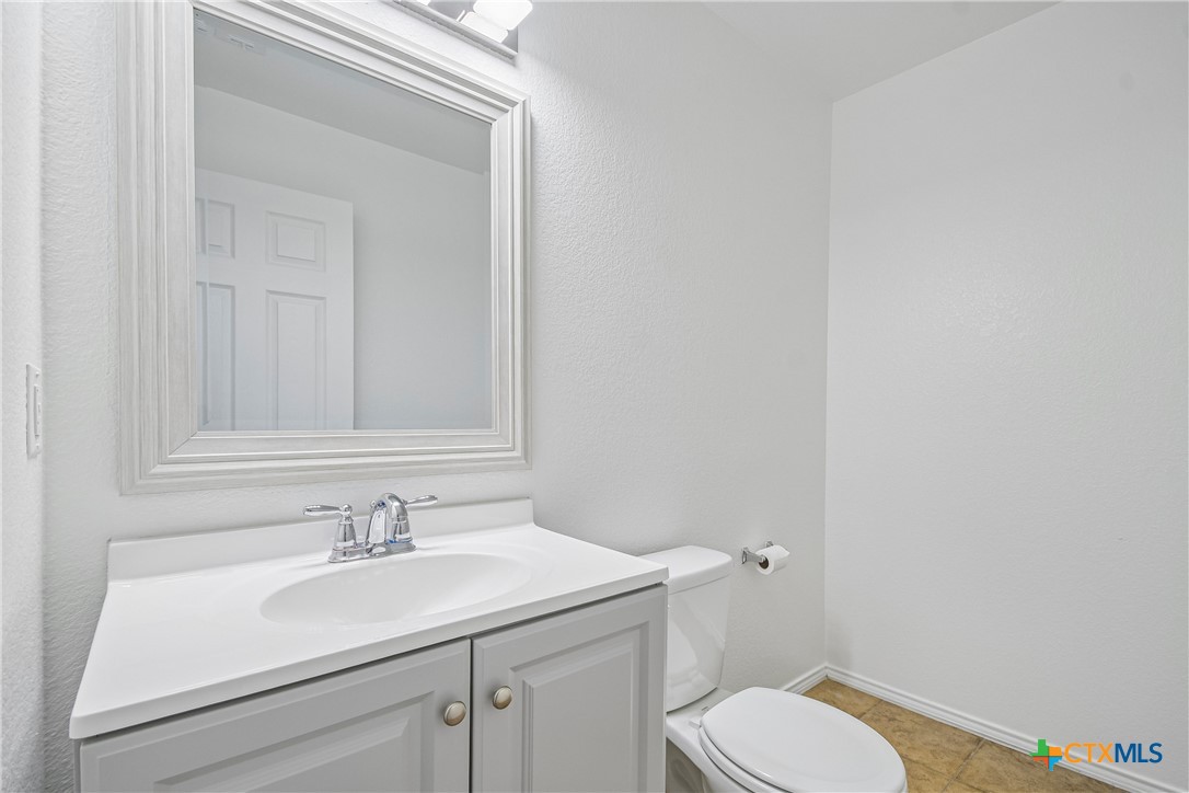 main property photo 11