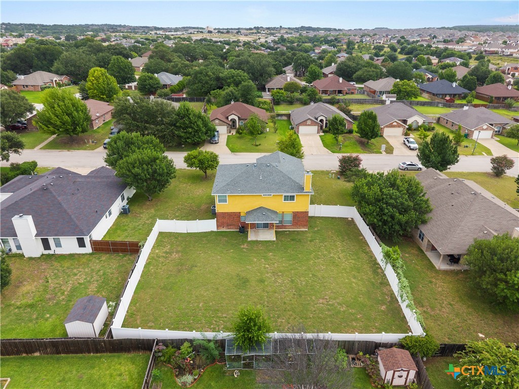 main property photo 31