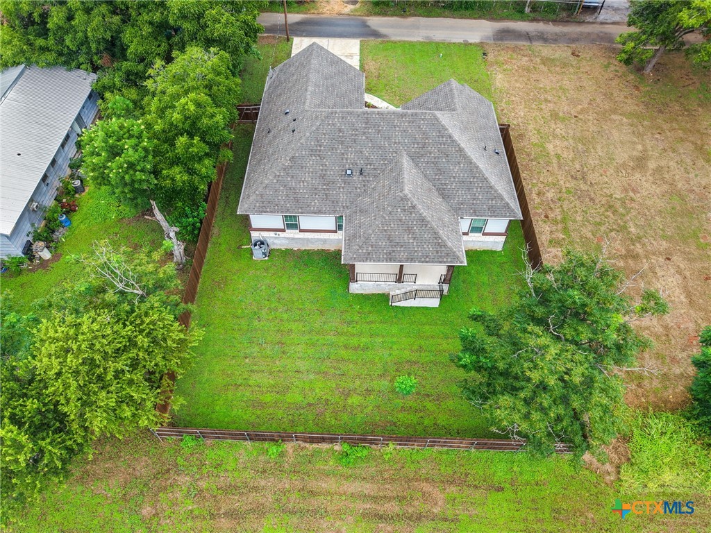 main property photo 26