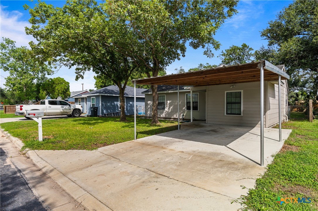 main property photo 3
