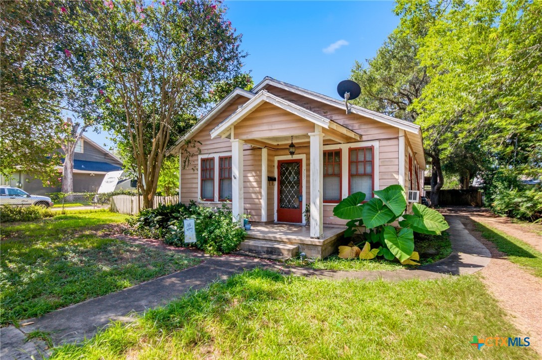 main property photo 2