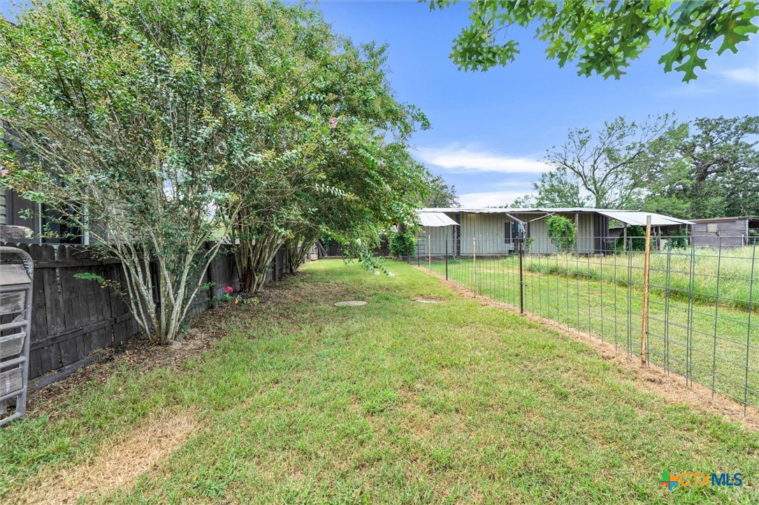 main property photo 41