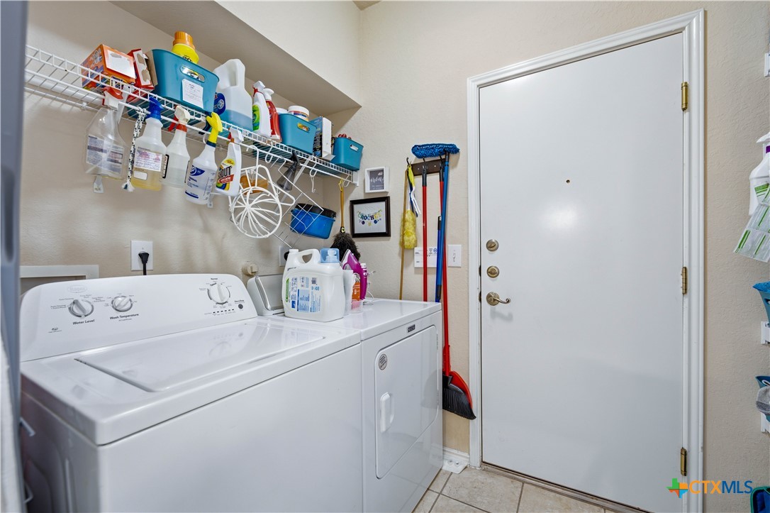 main property photo 10