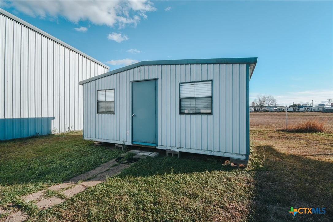 main property photo 46