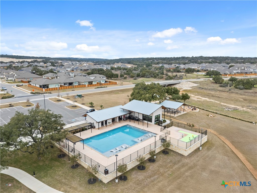 main property photo 47