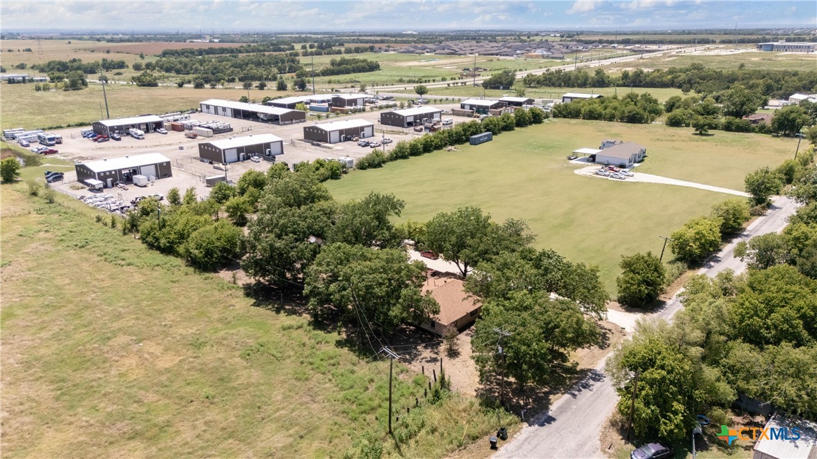 main property photo 17