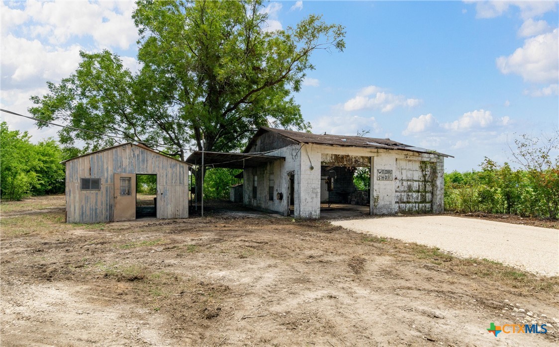 main property photo 5