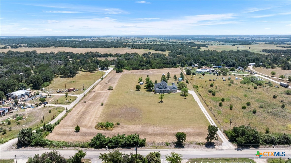 main property photo 40