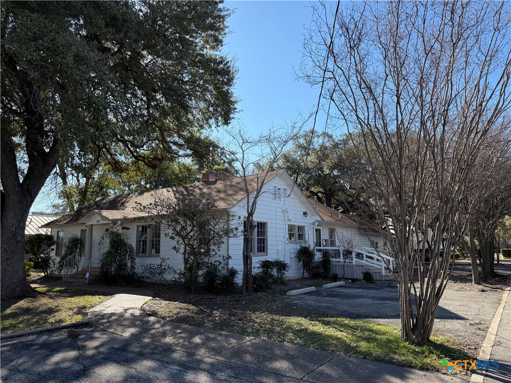 main property photo 5
