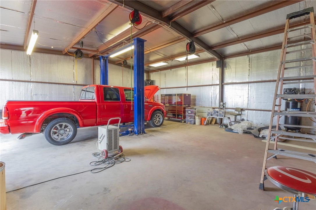 main property photo 26