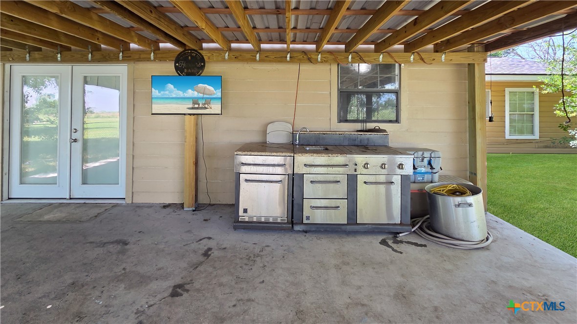main property photo 19