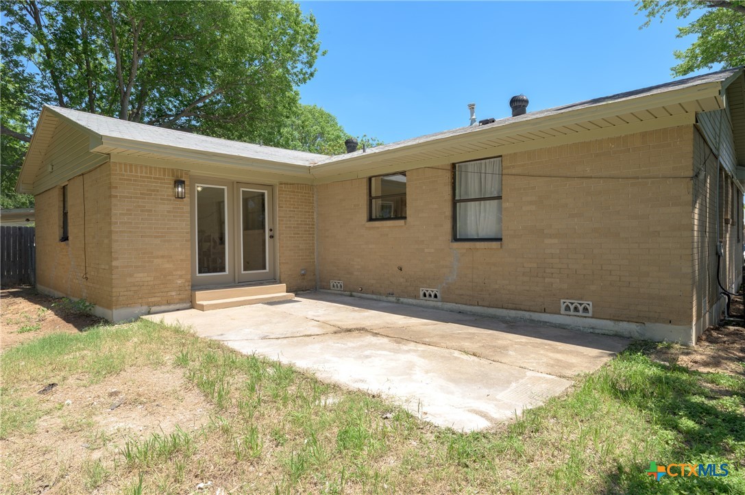 main property photo 19