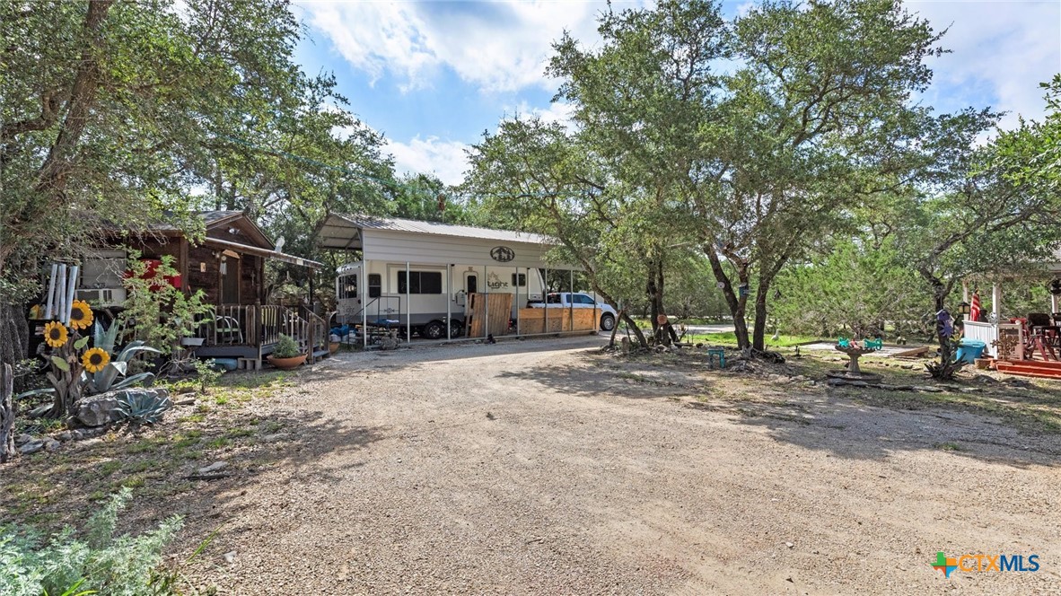 main property photo 19