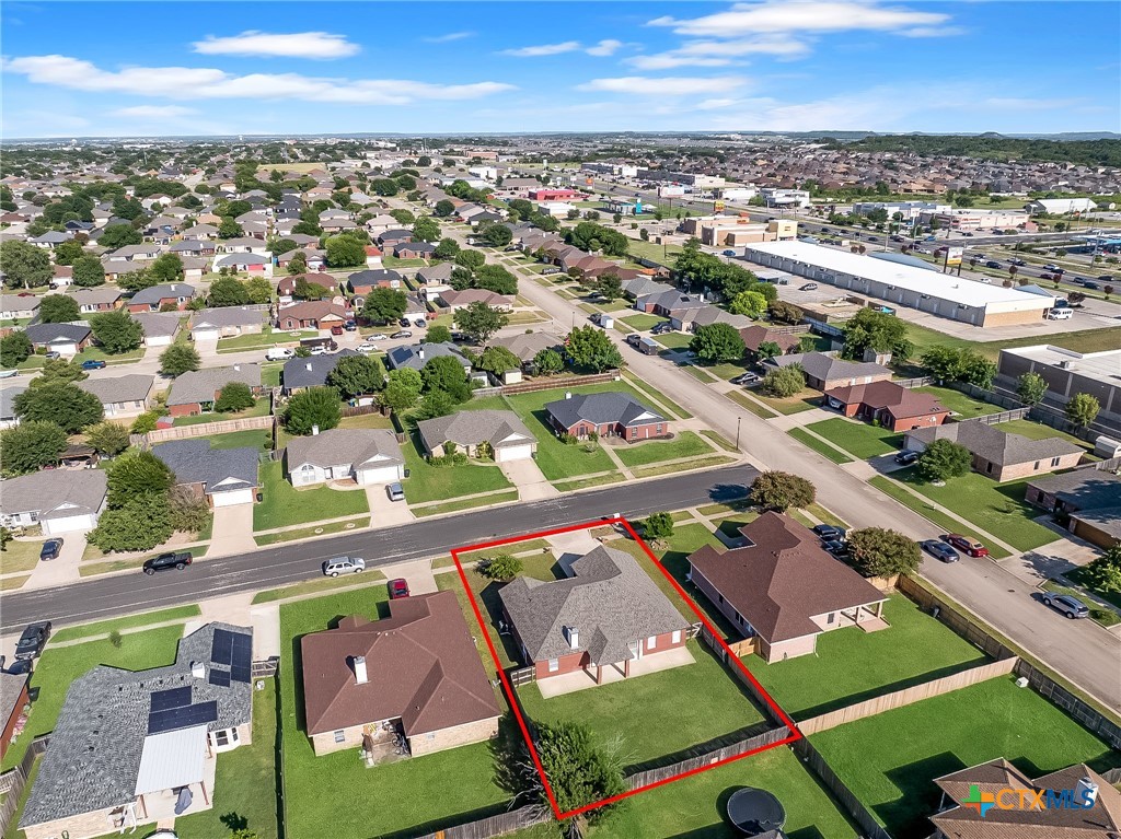 main property photo 31