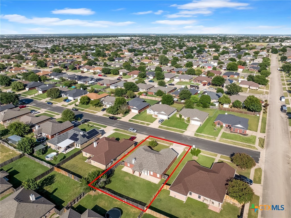 main property photo 32