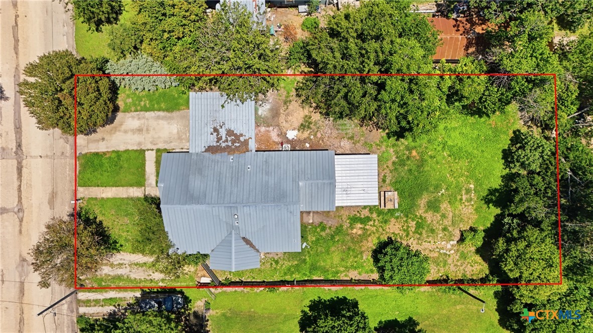 main property photo 30