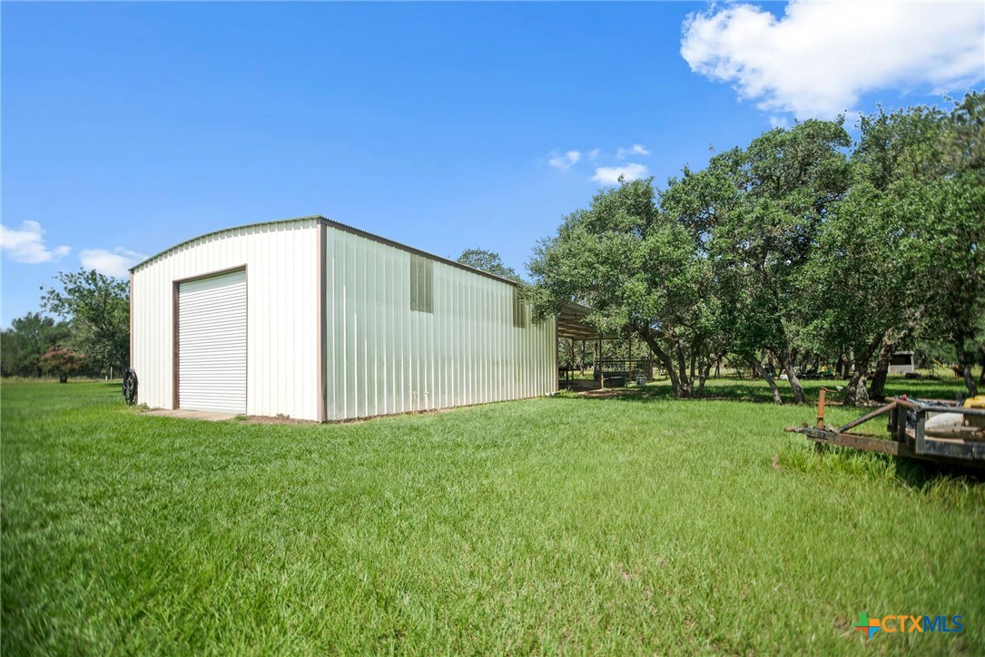 main property photo 11