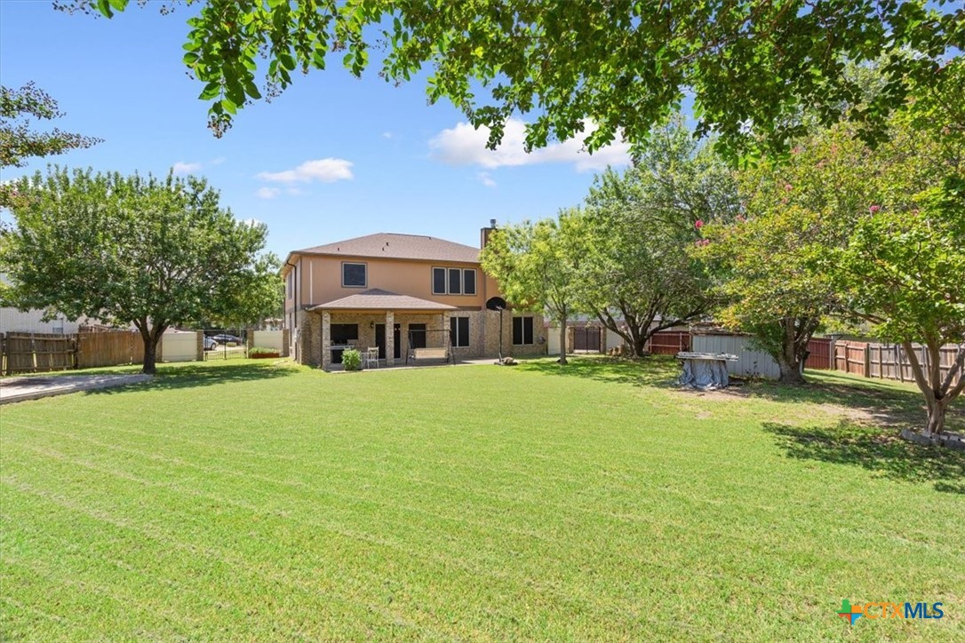main property photo 35