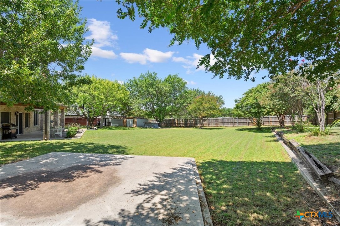 main property photo 36