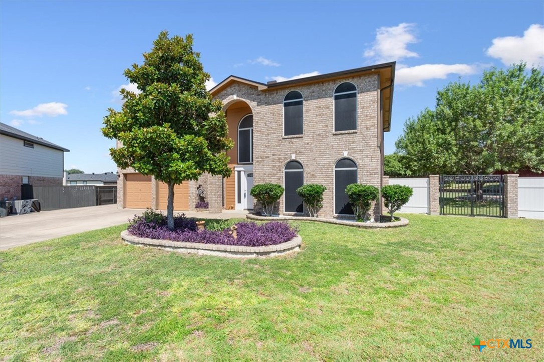 main property photo 4