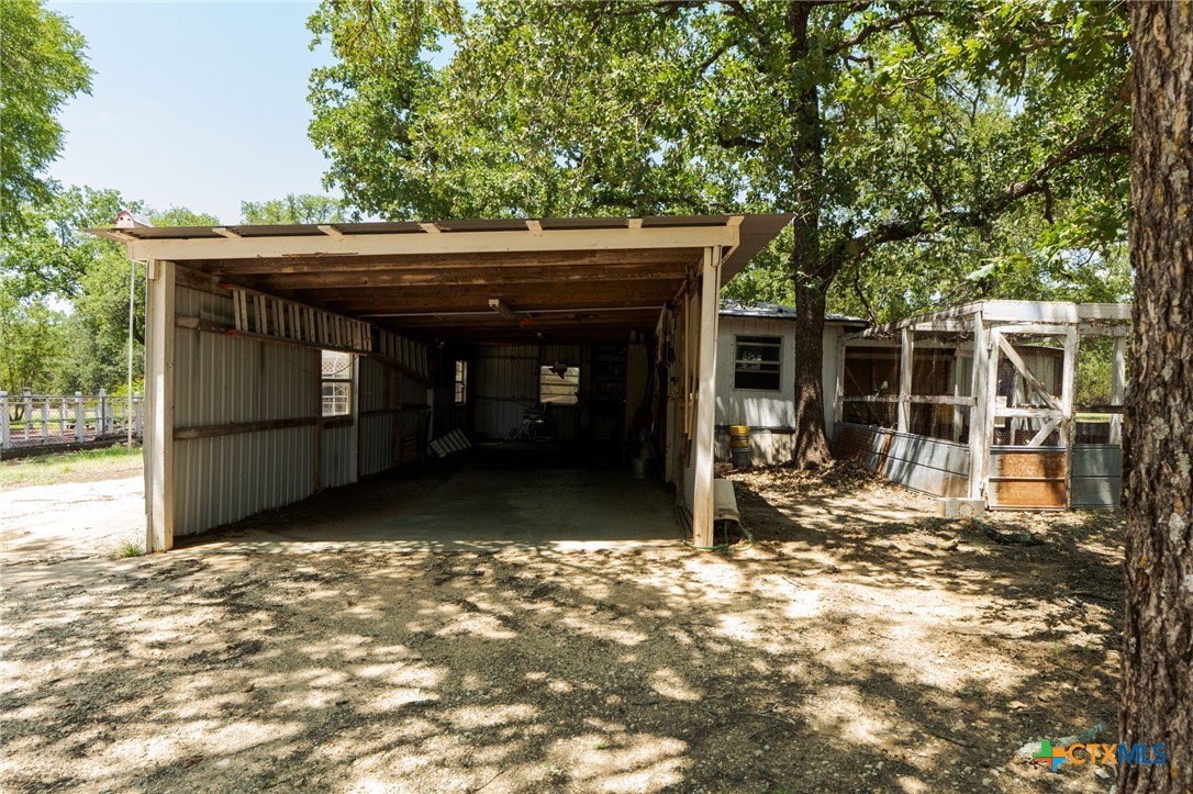 main property photo 41